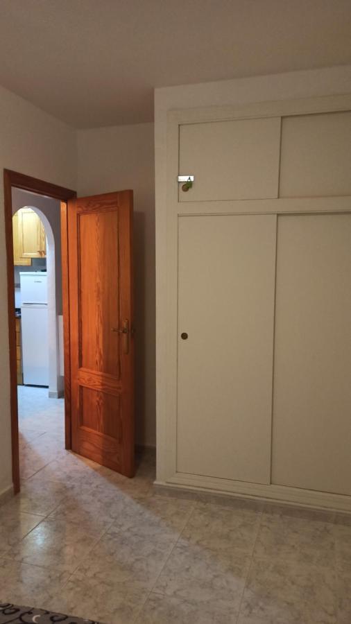 Apartment Only 250M From The Beach Los Locos Torrevieja Eksteriør billede